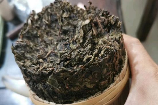 黑茶調(diào)理婦科病，女人喝黑茶好處太多了！