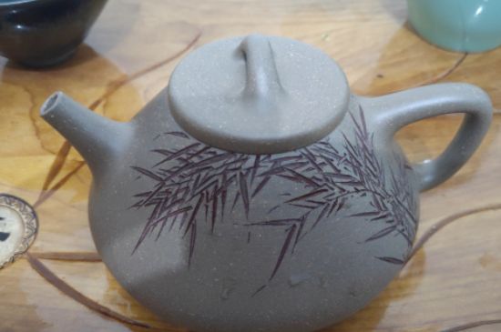 沖泡肉桂用紫砂壺還是蓋碗，武夷巖茶肉桂可以用紫砂壺沖泡嗎？