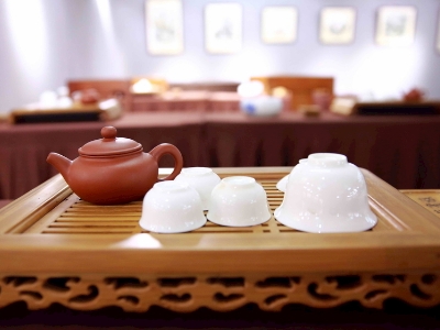 千萬(wàn)別做兼職茶藝師，女人學(xué)茶藝好嗎？