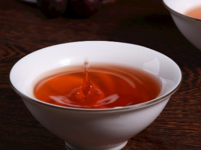 女人長(zhǎng)期喝紅茶好不好，女人喝紅茶的功效