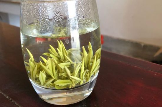 安吉白茶夏天怎么保存，安吉白茶能冷凍儲存嗎？