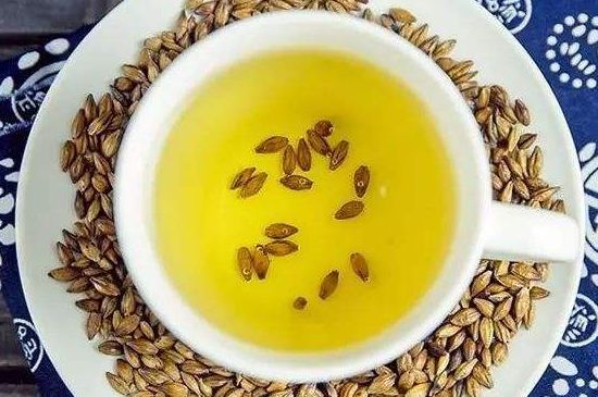 飯店喝的聞起很香的茶，餐館里的蕎麥茶還是大麥茶？