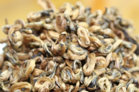 茶葉可以放冰箱嗎，茶需要放冰箱保存嗎