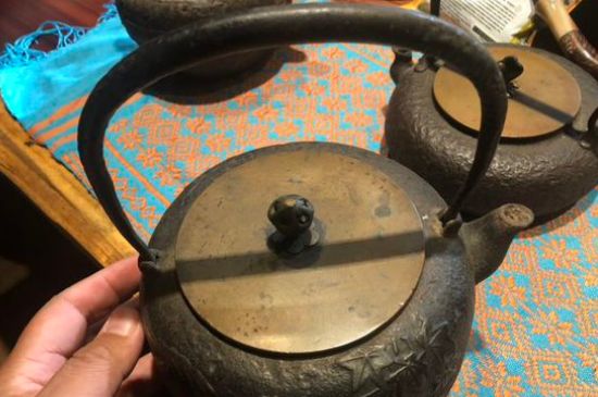 國產(chǎn)鐵壺危害，便宜鐵壺有毒嗎