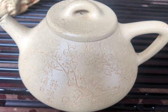 新買的紫砂壺為什么會裂，真的紫砂壺是不是很容易開裂？