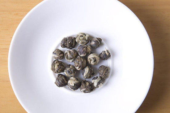 茉莉龍珠茶男人能喝嗎，男性夏季可以喝龍珠茶嗎