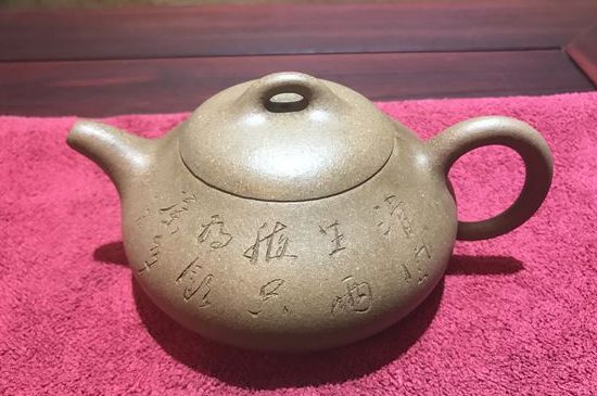 紫砂壺養(yǎng)10年后會(huì)是什么樣，紫砂壺養(yǎng)10年后圖片