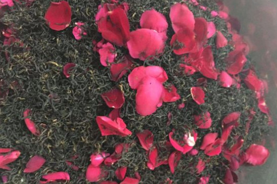 玫瑰花泡水喝的9大禁忌，喝玫瑰花茶有什么禁忌