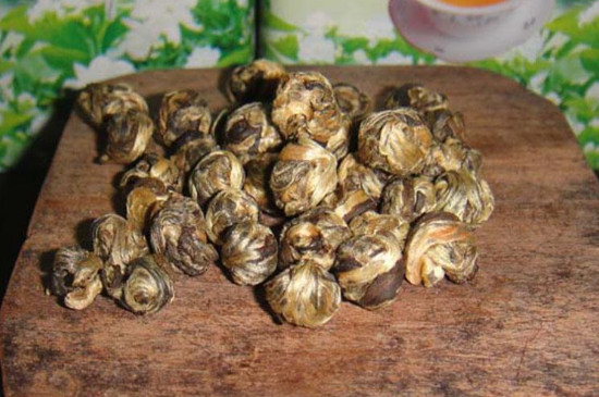 茉莉龍珠一次泡幾顆，茉莉龍珠一一杯放幾顆