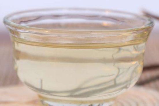 茉莉龍珠什么季節(jié)喝，夏天適合喝茉莉龍珠茶