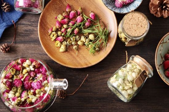 茉莉花和什么在一起喝好，茉莉花喝什么茶搭配？