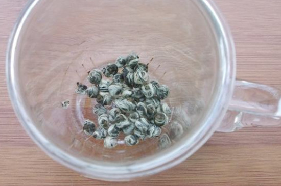 茉莉龍珠茶男人能喝嗎，男性夏季可以喝龍珠茶嗎