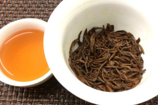 新茶和陳茶的區(qū)別，新茶和陳茶的介紹