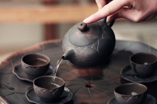 坭興陶主要泡什么茶，廣西坭興陶壺適合泡哪些茶？