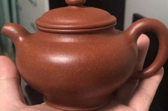 正宗紫砂壺多少錢一套，一套正宗宜興紫砂壺什么價(jià)格