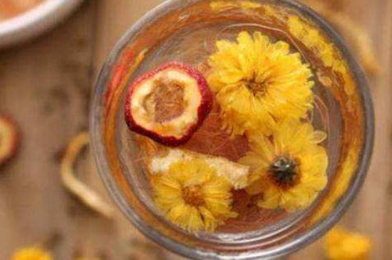 祛濕氣雙花茶，喝什么花茶祛濕氣排毒養(yǎng)顏