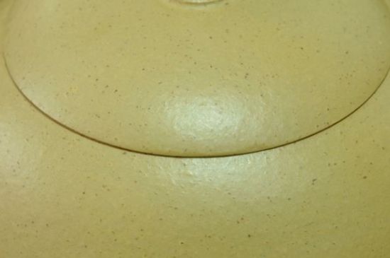 本山綠泥紫砂壺小黑點(diǎn)多嗎，真正本山綠泥會(huì)吐黑嗎？