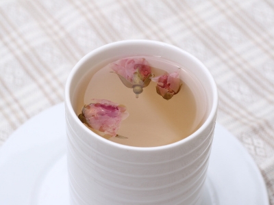 干玫瑰花泡前需要洗嗎，泡玫瑰花需要洗一下嗎？