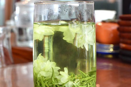 炒花飄雪是什么茶，花茶炒花是什么意思