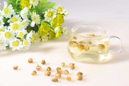 喝菊花茶有什么效果，女人長期喝菊花茶好嗎？