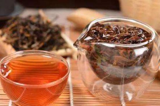 綠茶加重濕氣？濕氣體質(zhì)寒的人能喝綠茶嗎