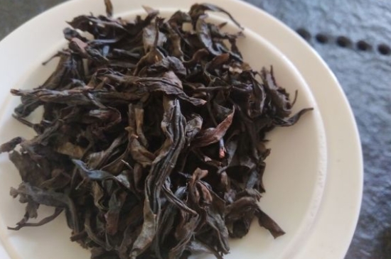為什么喝巖茶會(huì)上火，巖茶喝多上火怎么辦？