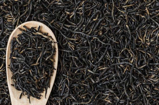 紅茶放置10年還能喝嗎，多年過期紅茶居然還能喝？