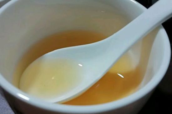 女人喝紅茶好還是喝普洱茶好，普洱茶和紅茶哪個適合女人喝