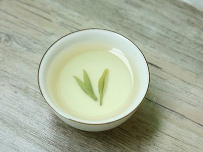 竹葉青茶怎么樣，檔次較高味道略苦價(jià)格比較貴