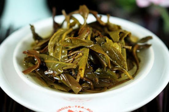 茯磚茶與普洱茶哪個(gè)好，茯茶和普洱茶口味區(qū)別