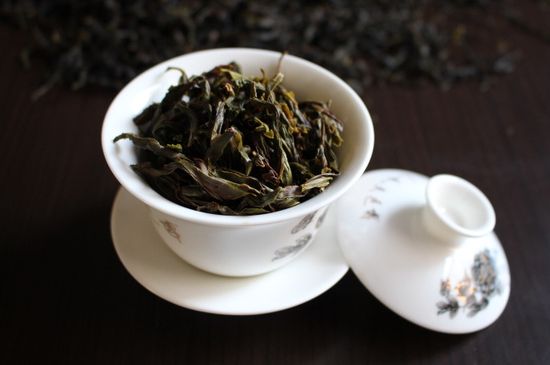 鋸朵仔跟鴨屎香哪個貴，鋸朵子和鴨屎香哪個好喝？