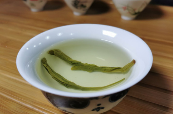 什么綠茶茶葉唇齒留香，哪個(gè)品種綠茶香氣好？