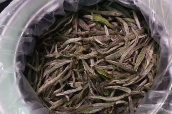 新白毫銀針和老白毫銀針的區(qū)別，新老白毫銀針的品質特征