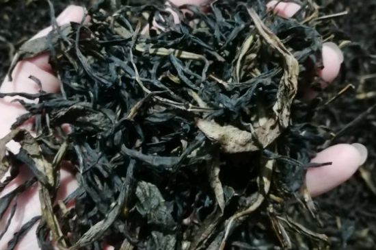 蜜蘭香好還是鴨屎香好，鳳凰單叢茶蜜蘭香和鴨屎香特點(diǎn)有哪些？