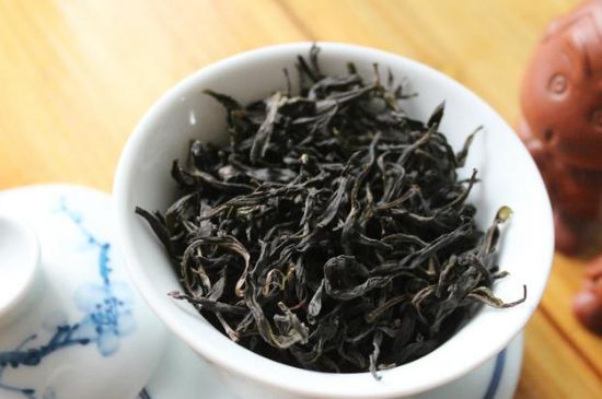 鋸朵仔跟鴨屎香哪個貴，鋸朵子和鴨屎香哪個好喝？