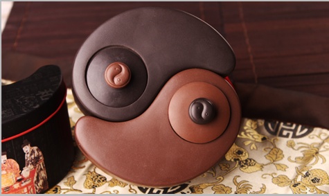 太極陰陽紫砂壺，創(chuàng)意格紫砂壺