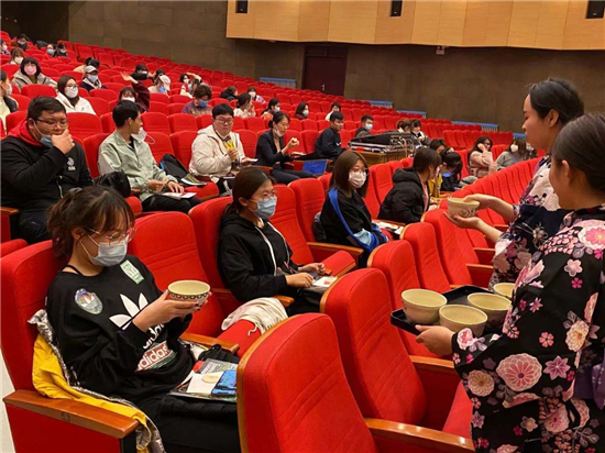 以茶為媒增進文化交流 日本茶道里千家講習會在沈陽舉行